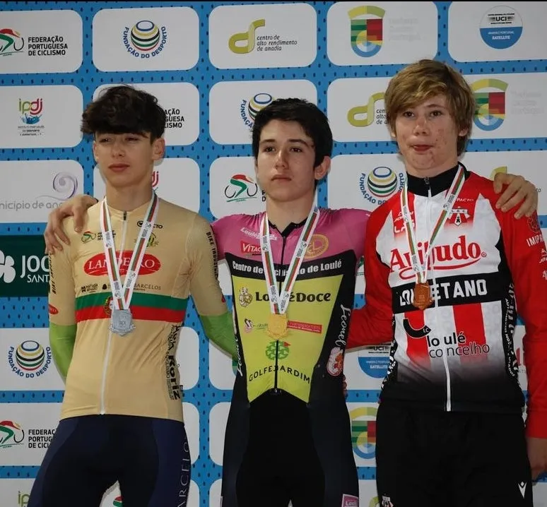 A Lopes Performance rider competing in a road race in the Algarve