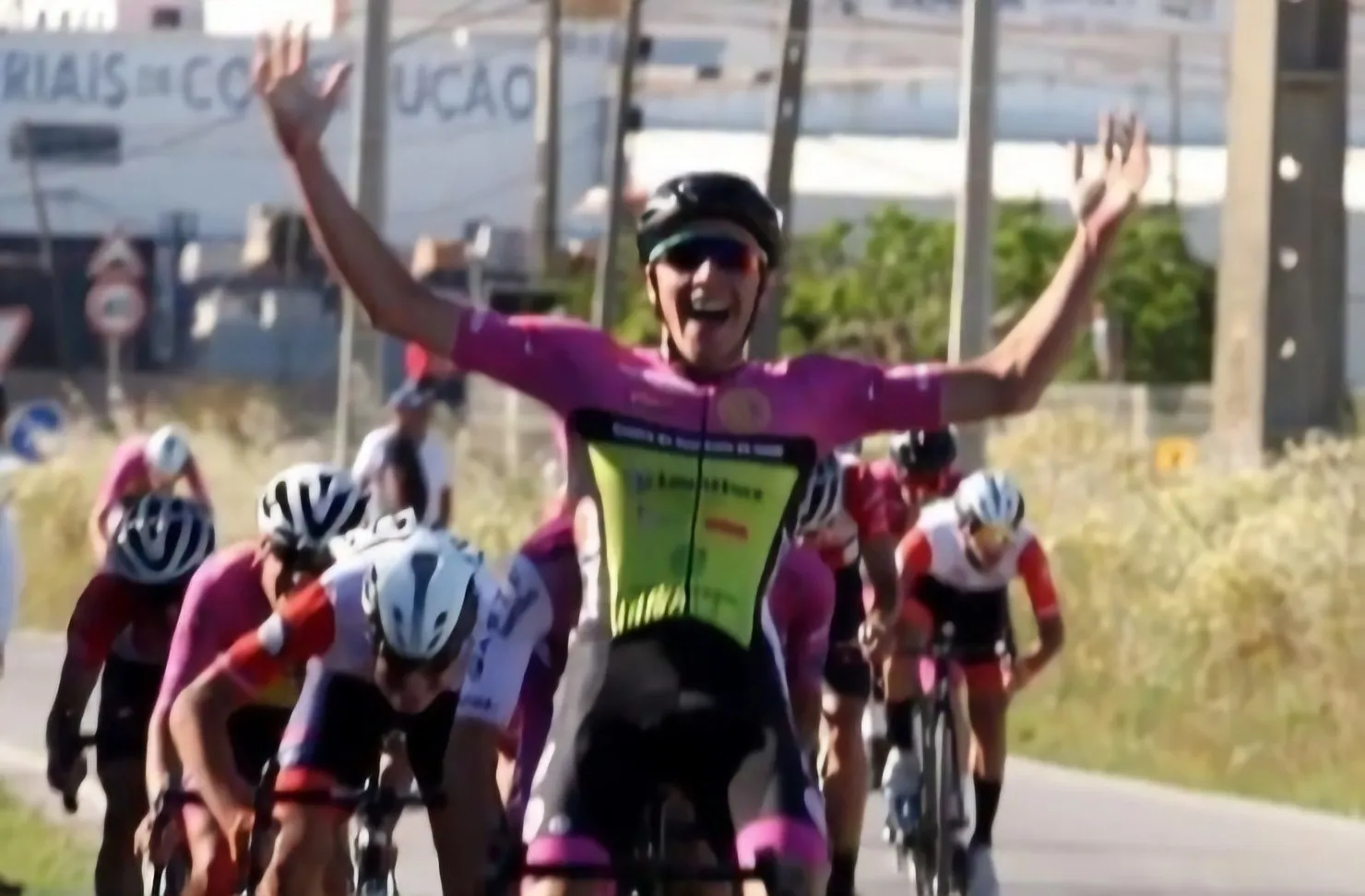 Riders coached by Lopes Performance training in the Algarve