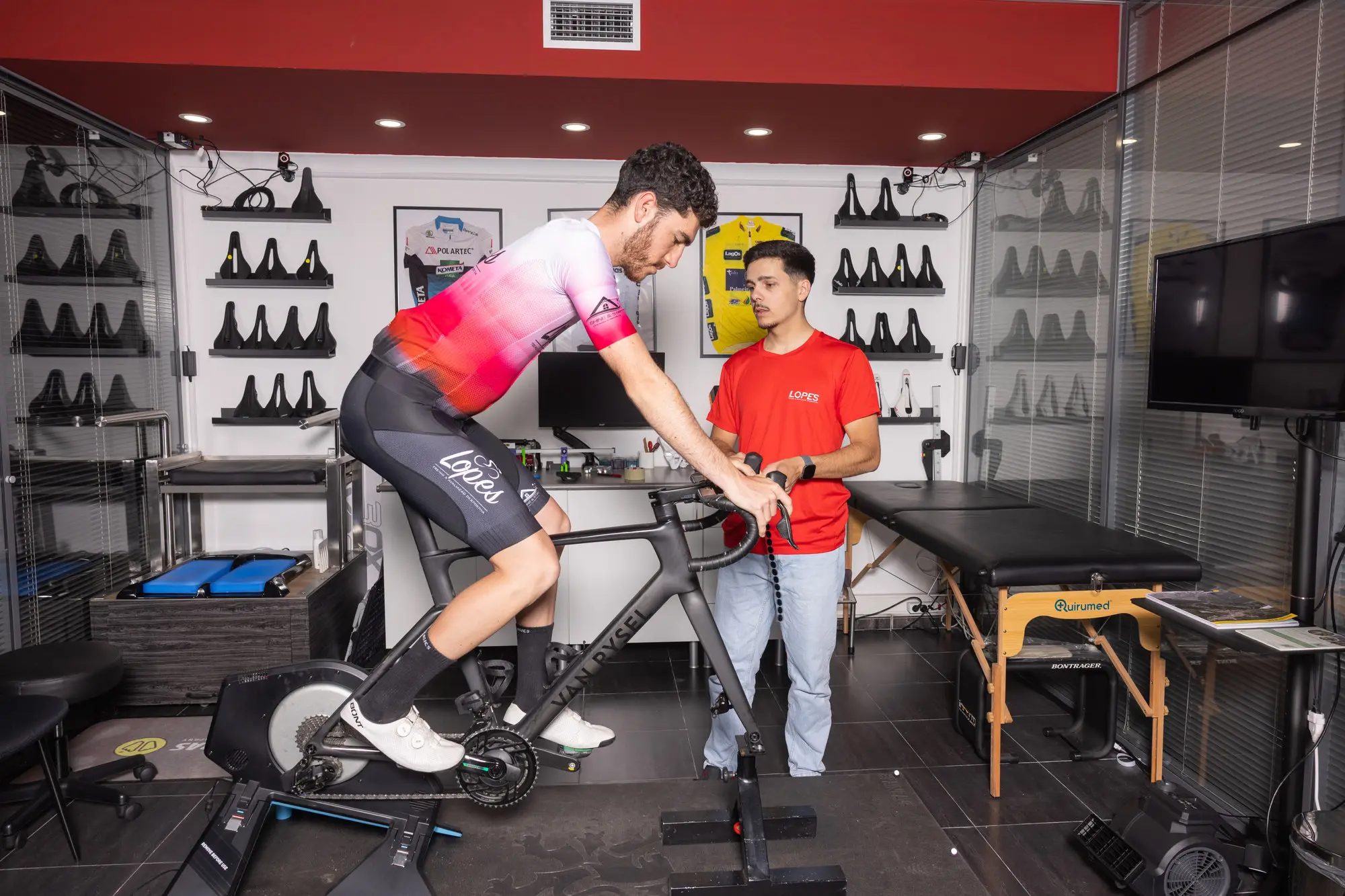 Bike fit 3D em curso no estúdio da Lopes Cycling Performance em Conceição de Tavira, Algarve
